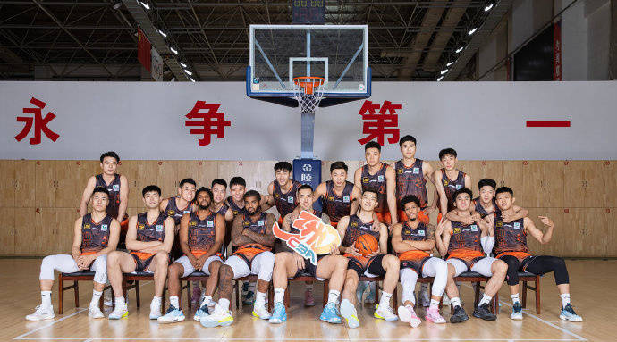 山东男篮再战福建队，实力拼争胜计划(山东男篮福建男篮)
