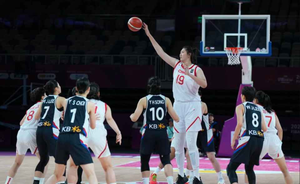 开云体育登录入口-张子宇14分钟8中8：轰18+4降维打击两战高效31+8成杀手锏的简单介绍